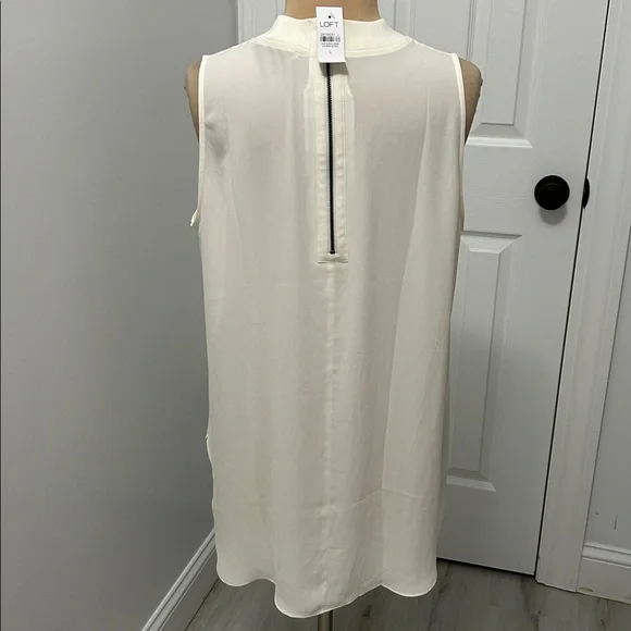 Loft Cream Sleeveless Chiffon Blouse - Picture 2 of 8